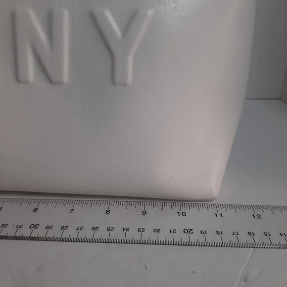 DKNY white zip top tote NWT - Picture 7 of 11